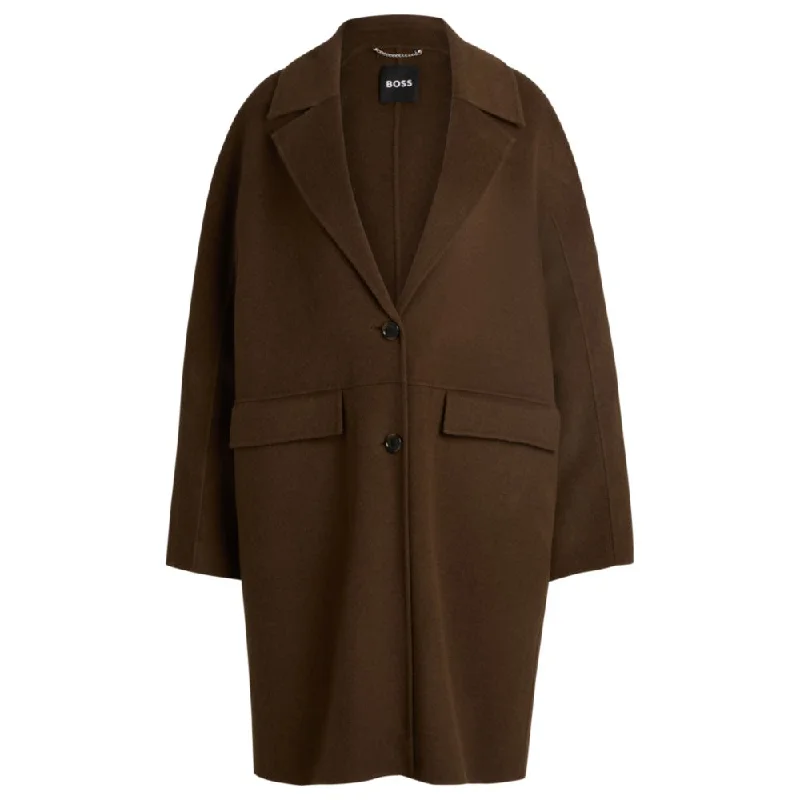 Wool coat with buttoned cuffs and signature accents