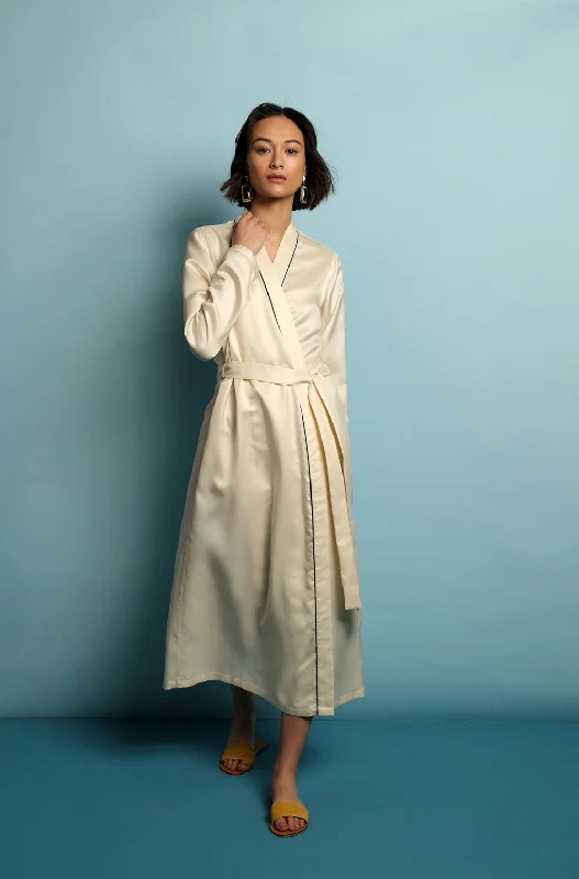 Mulberry Silk Robe - Natural Ivory with Navy Piping